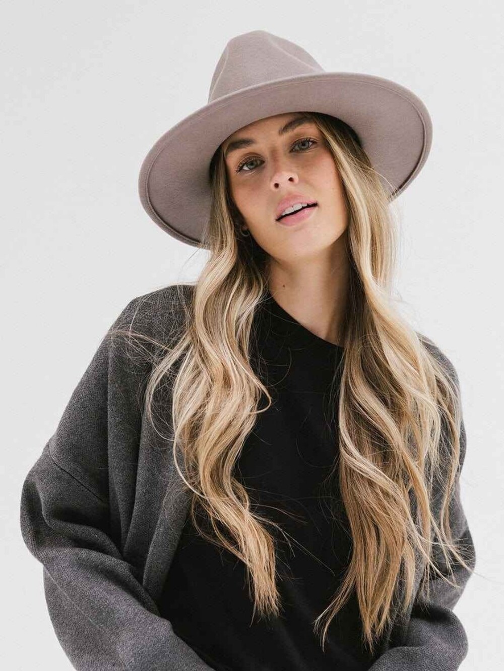 Gigi Pip Wes Fedora View 3